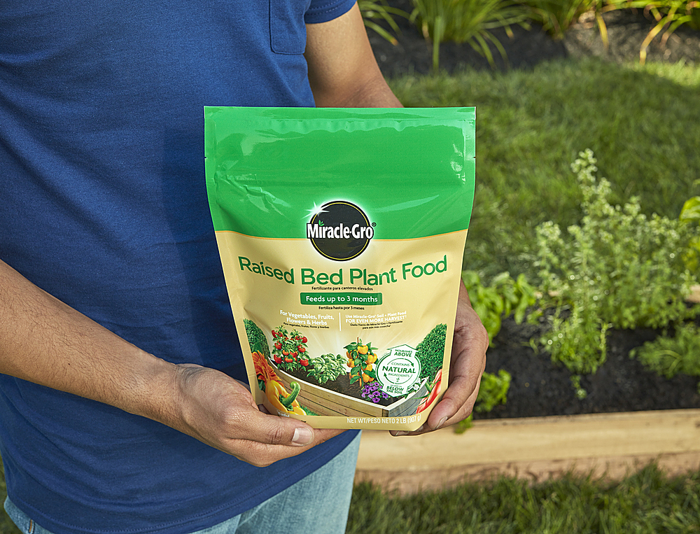 Angle View: Miracle-Gro Raised Bed Plant Food 2 lb. - Black