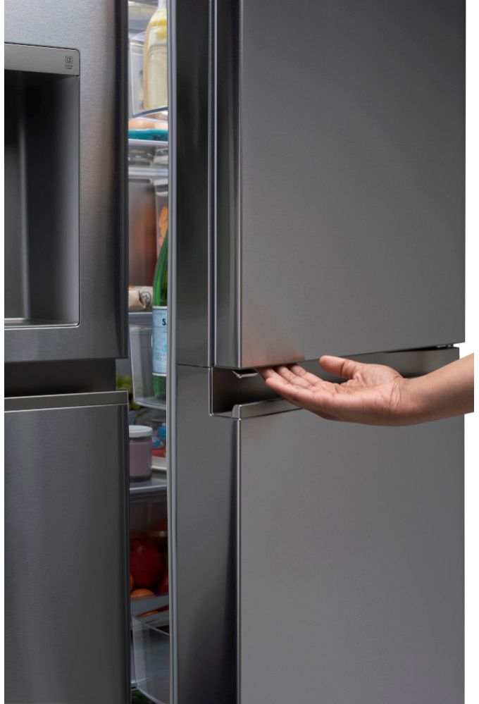 LG 27 cu. ft. Side-by-Side Refrigerator with Craft Ice™ - A4L Pomona