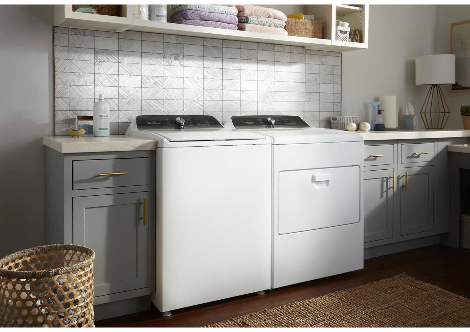 Alt View 18. Whirlpool - 4.6 Cu. Ft. Top Load Washer with Built-In Water Faucet - White.