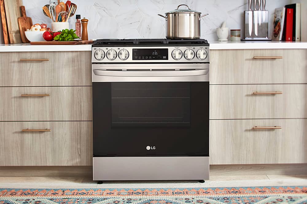 Alt View 23. LG - 5.8 Cu. Ft. Smart Slide-In Gas True Convection Range with EasyClean and Air Fry - PrintProof Stainless Steel.