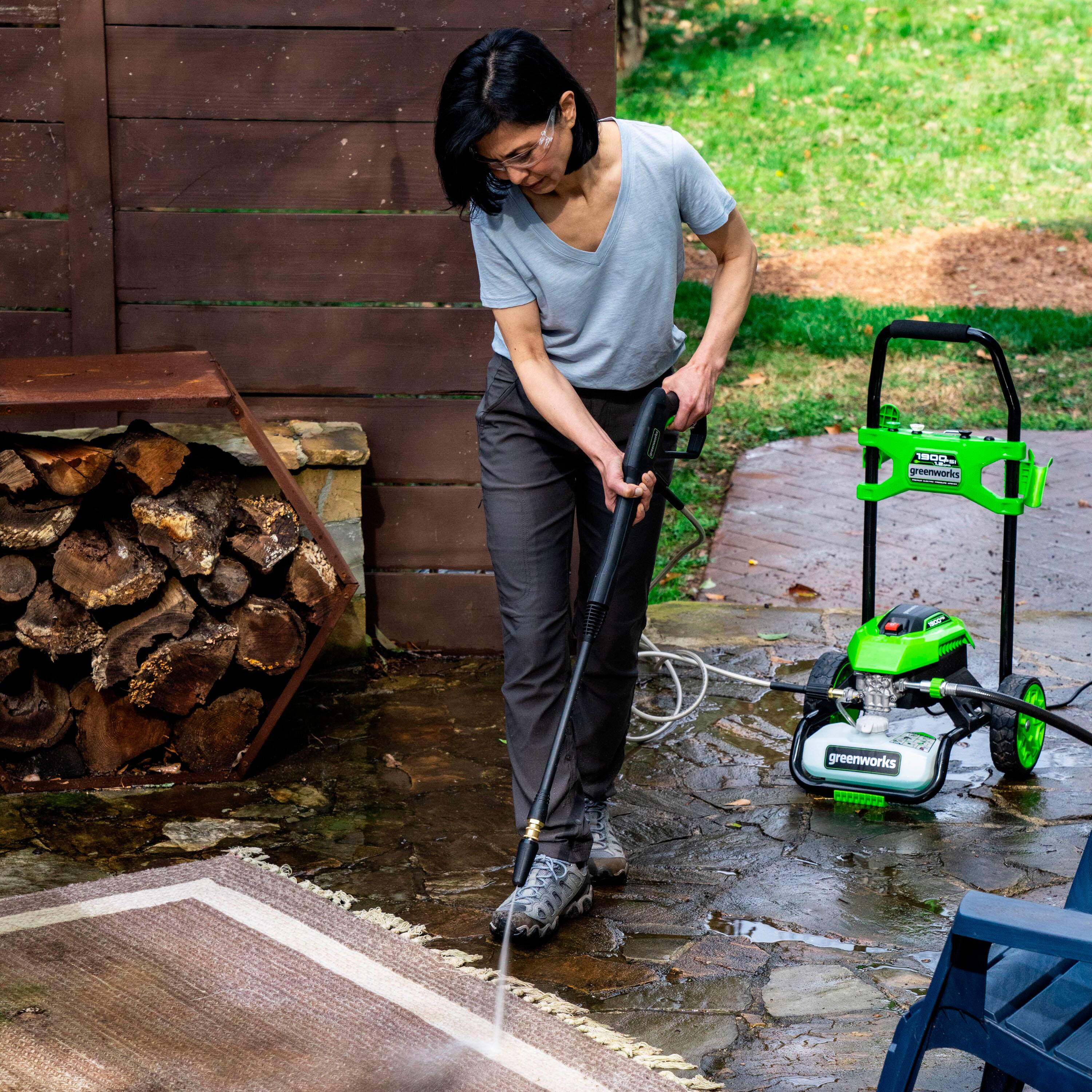 Customer Reviews Greenworks 2000 PSI Electric Pressure Washer (1.3 GPM
