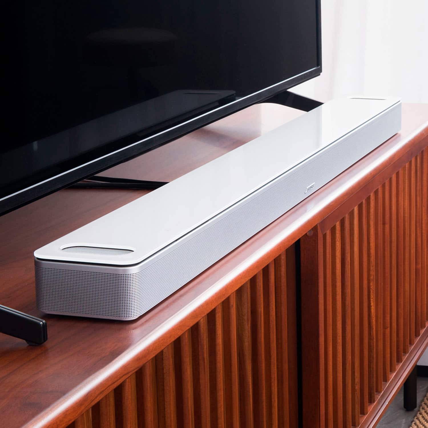 Bose Smart Soundbar 900 With Dolby Atmos and Voice Assistant White 