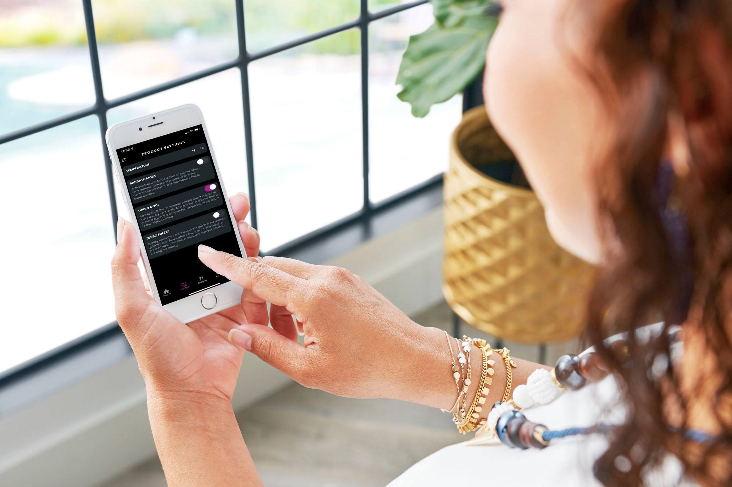 Café 22.3 Cu. Ft. 4Door FrenchDoor CounterDepth Smart Refrigerator