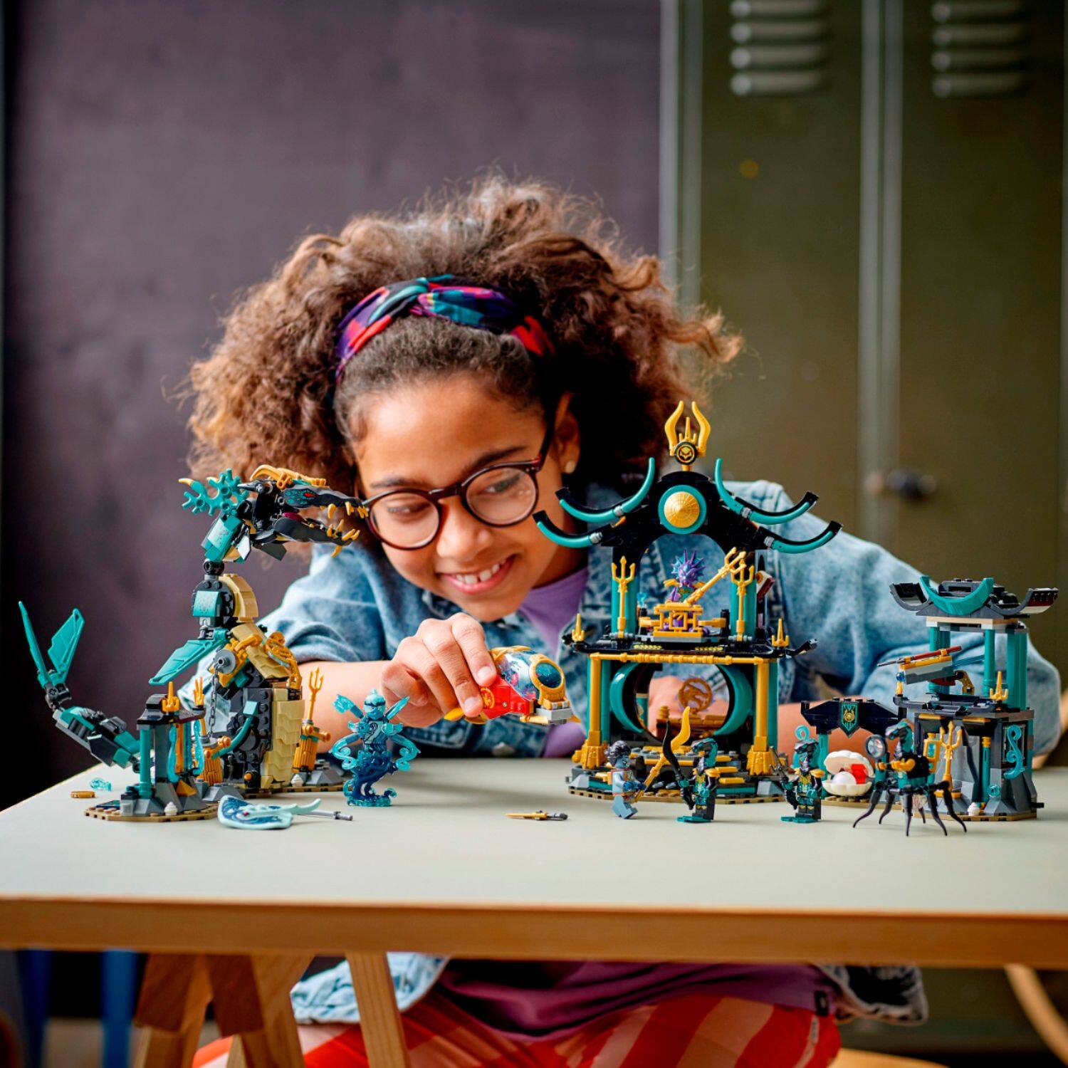 Angle. LEGO - Ninjago Temple of the Endless Sea 71755.