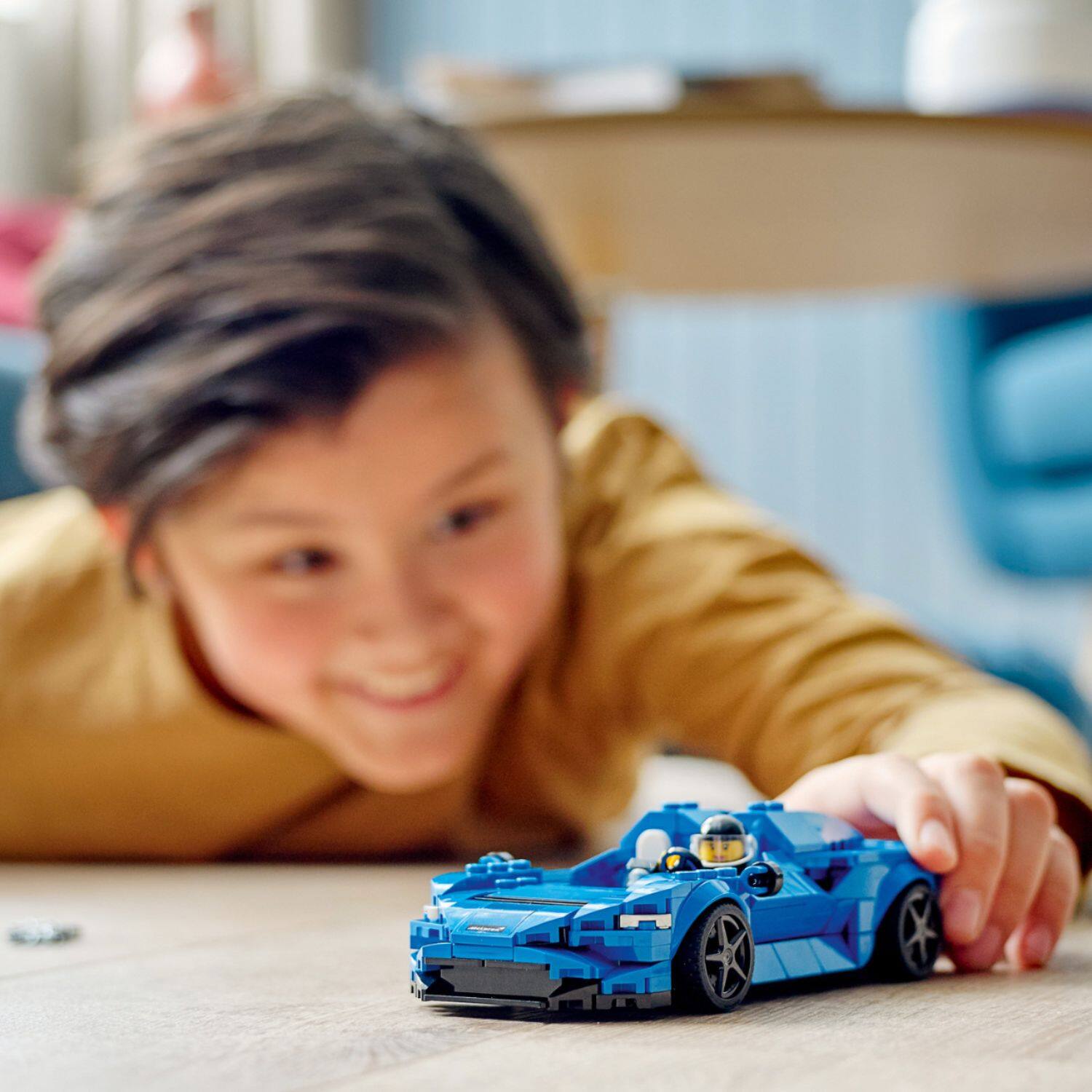 Angle. LEGO - Speed Champions McLaren Elva 76902.