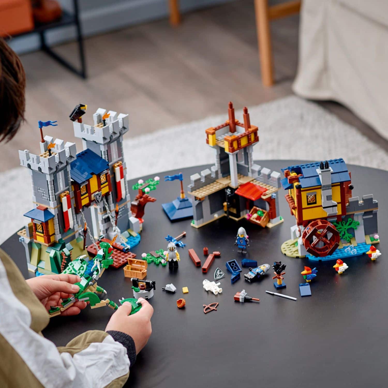Alt View 12. LEGO - Creator Medieval Castle 31120.