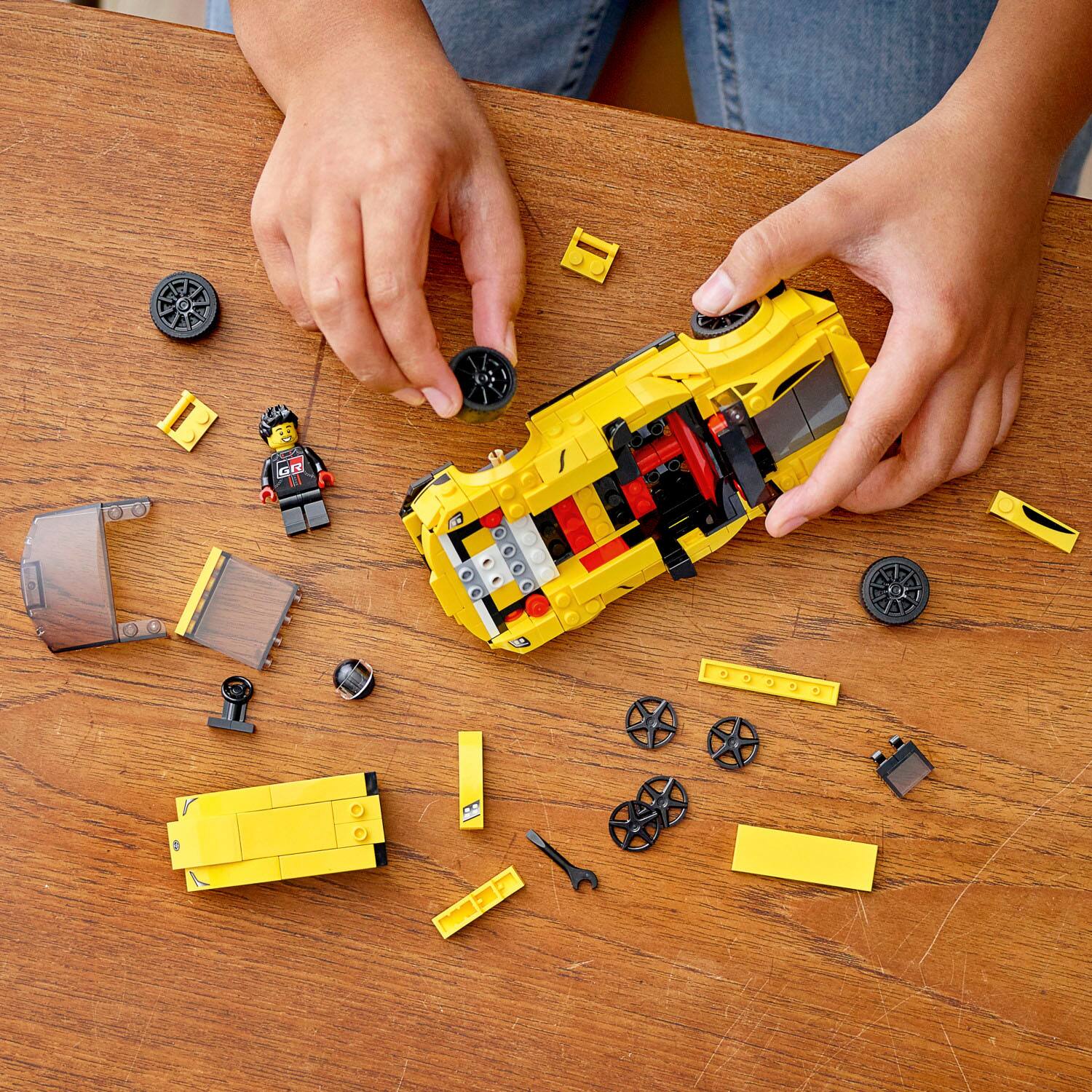 Alt View 11. LEGO - Speed Champions Toyota GR Supra 76901.