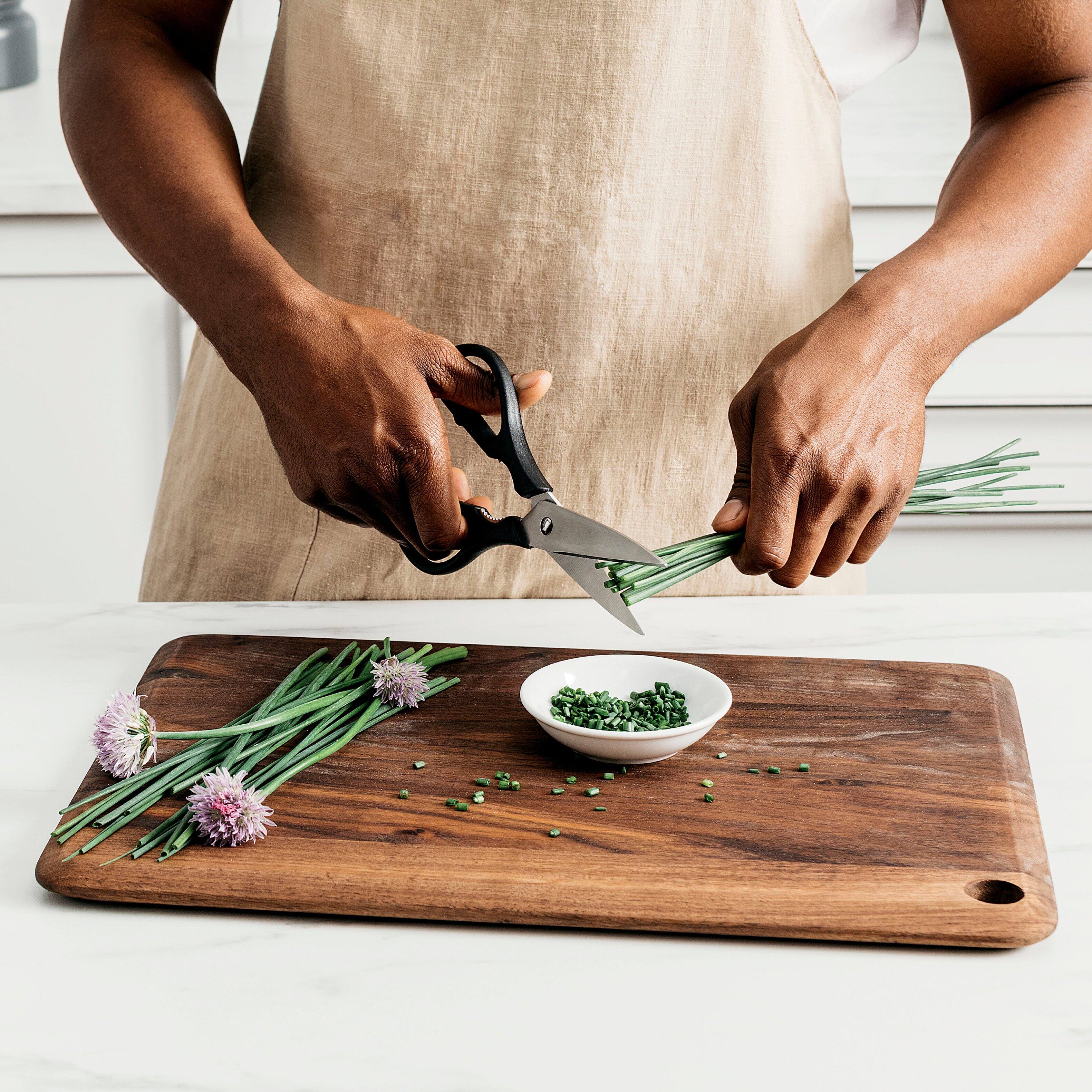 Alt View 17. Ninja - NeverDull Premium 12-Piece Knife Block Set with Built-in Sharpener System - Black & Silver.