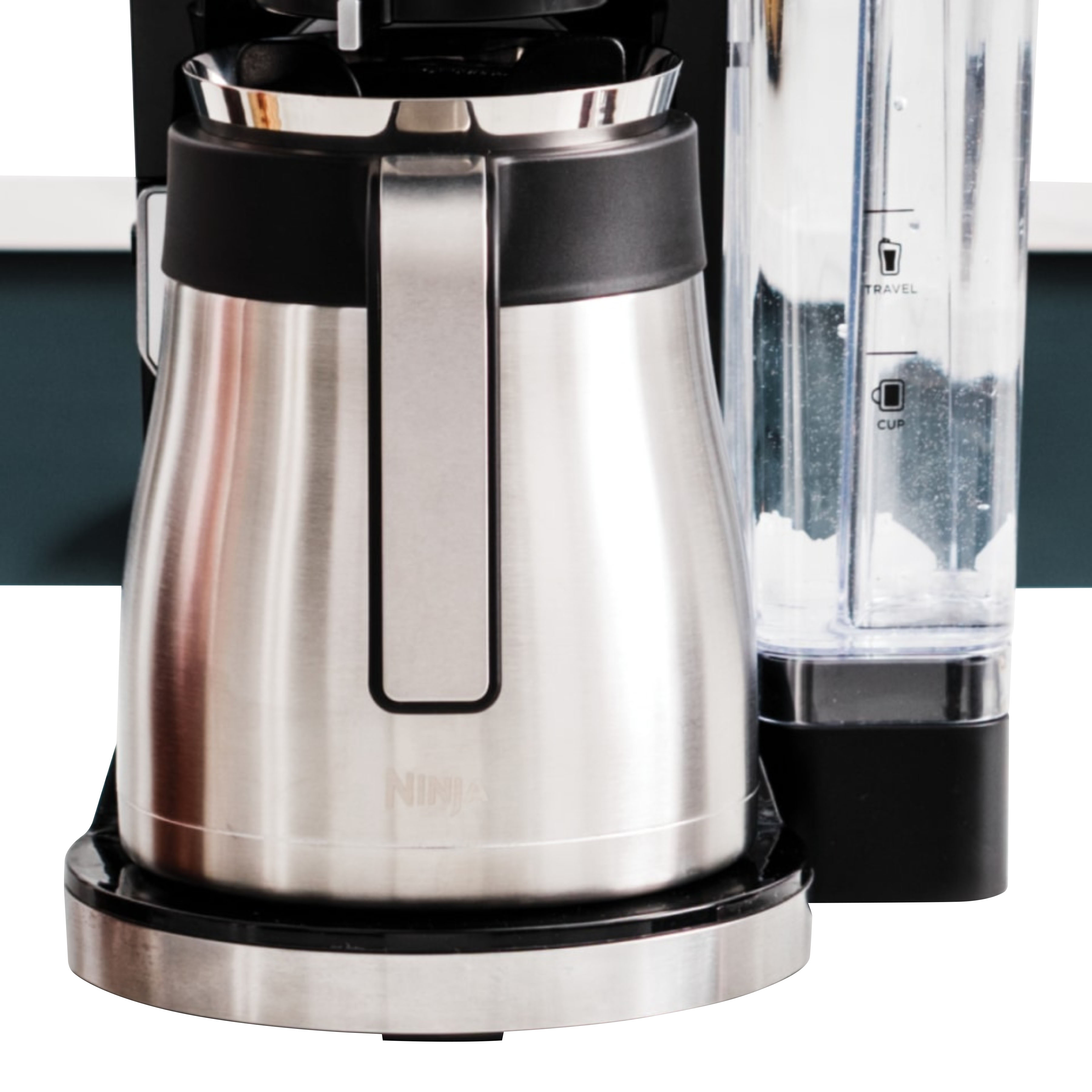 Angle View: Keurig - K-Mini Plus Single Serve K-Cup Pod Coffee Maker - Matte Black