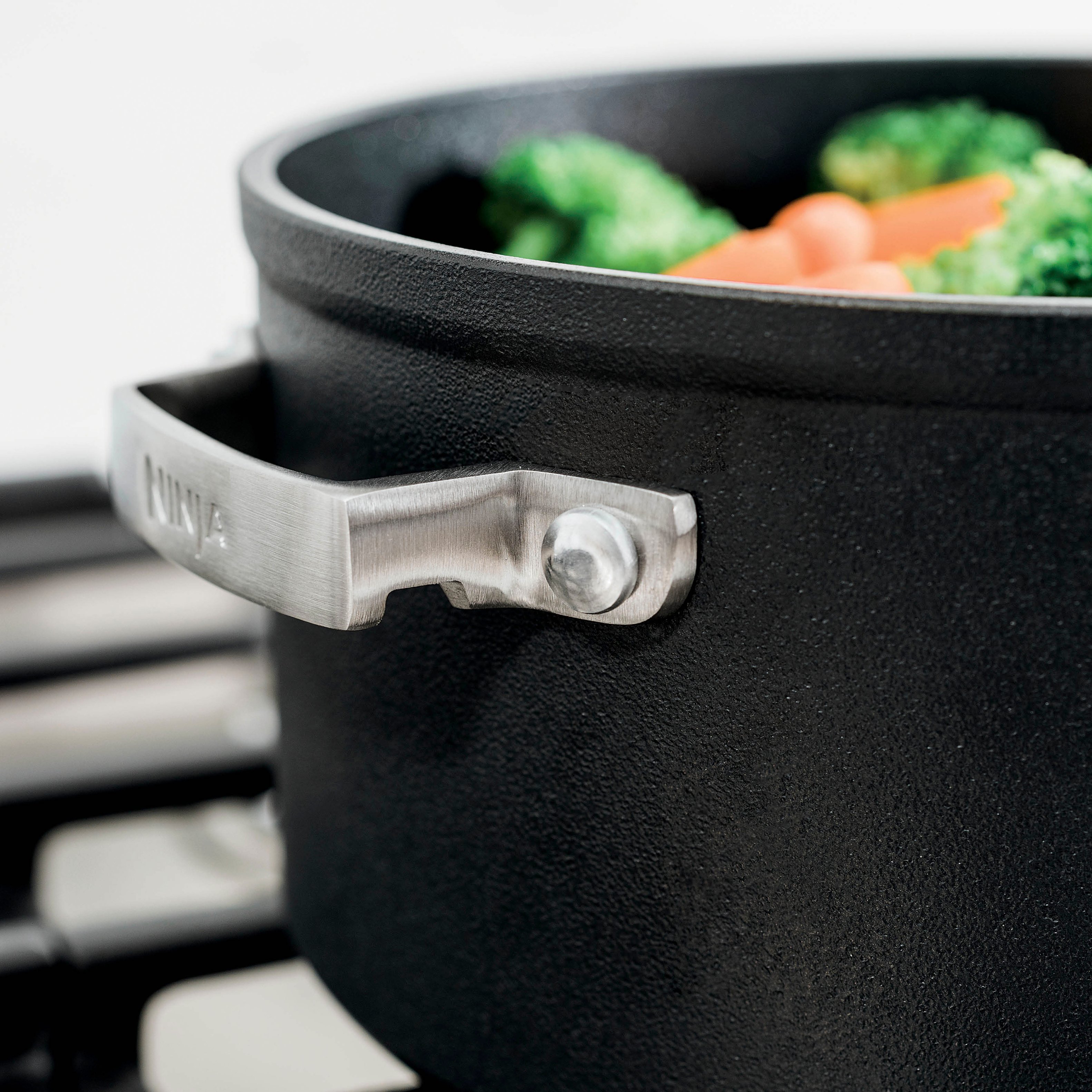 Ninja Foodi NeverStick Premium Nest System 5-Quart Sauté Pan with Glass Lid  Black C50150 - Best Buy
