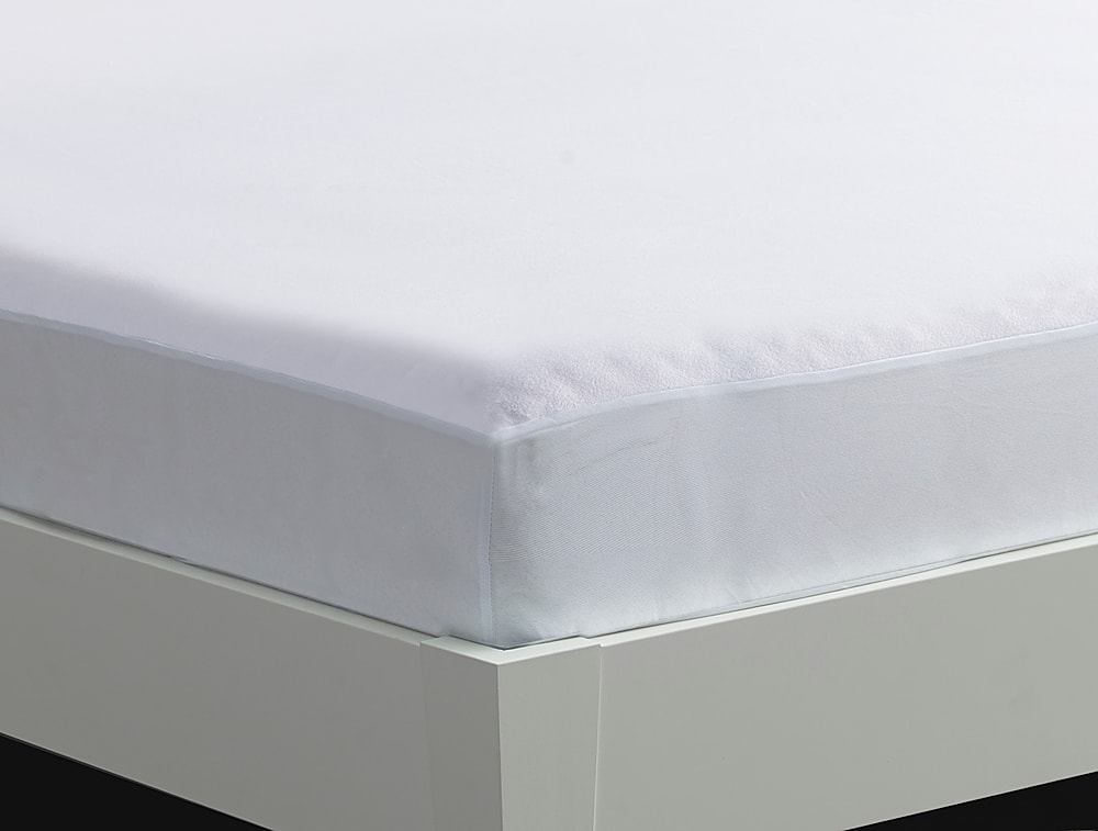 Left View: Bedgear - iProtect® Mattress Protector- Cal King - White