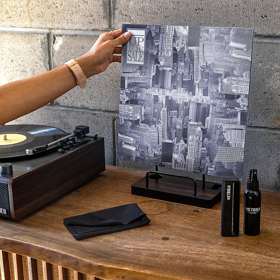 Alt View 23. Victrola - Vinyl Record Cleaning Kit - Espresso.