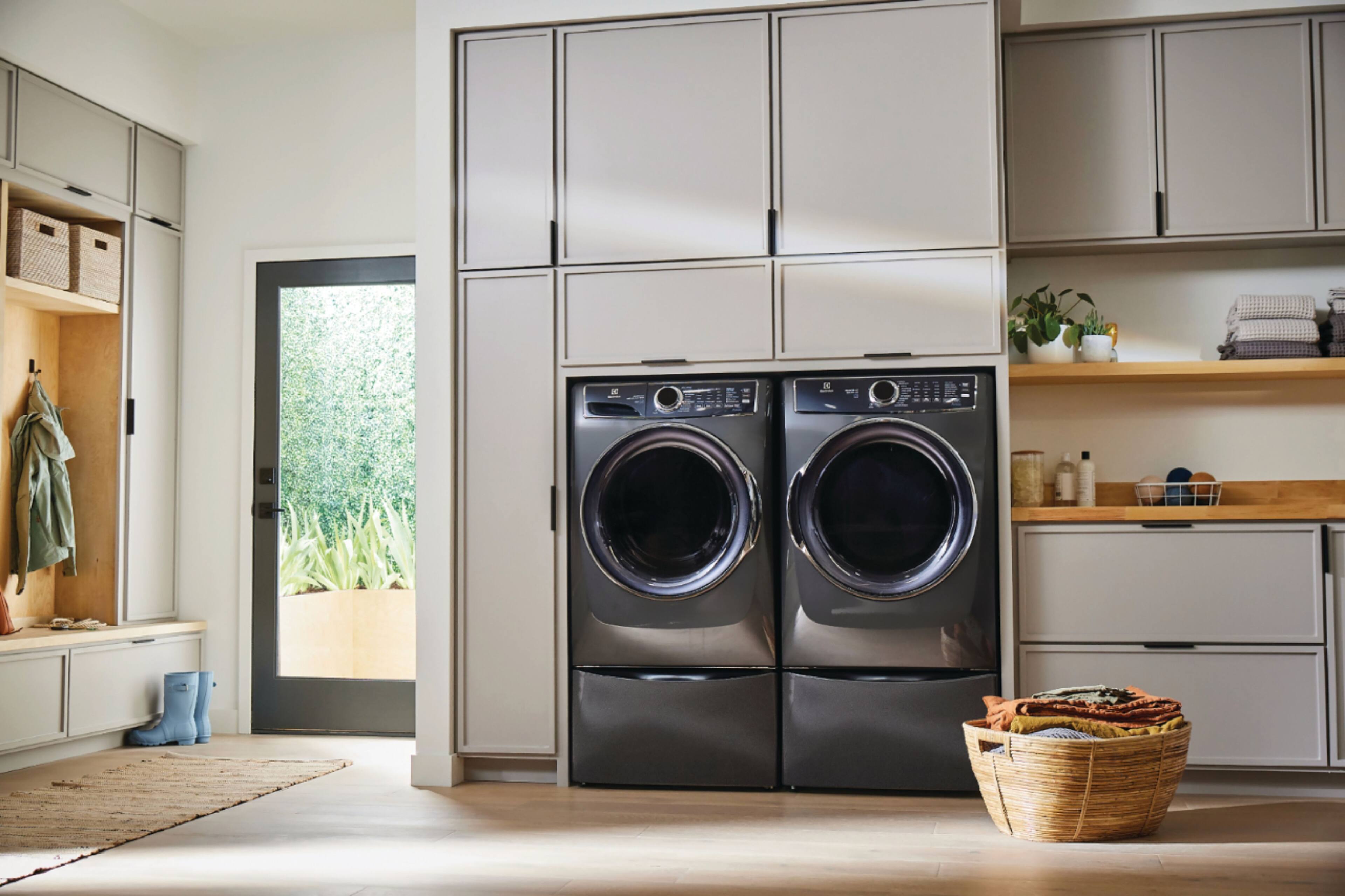 Alt View 16. Electrolux - 4.5 Cu.Ft. Stackable Front Load Washer with Steam and SmartBoost Wash System - Titanium.