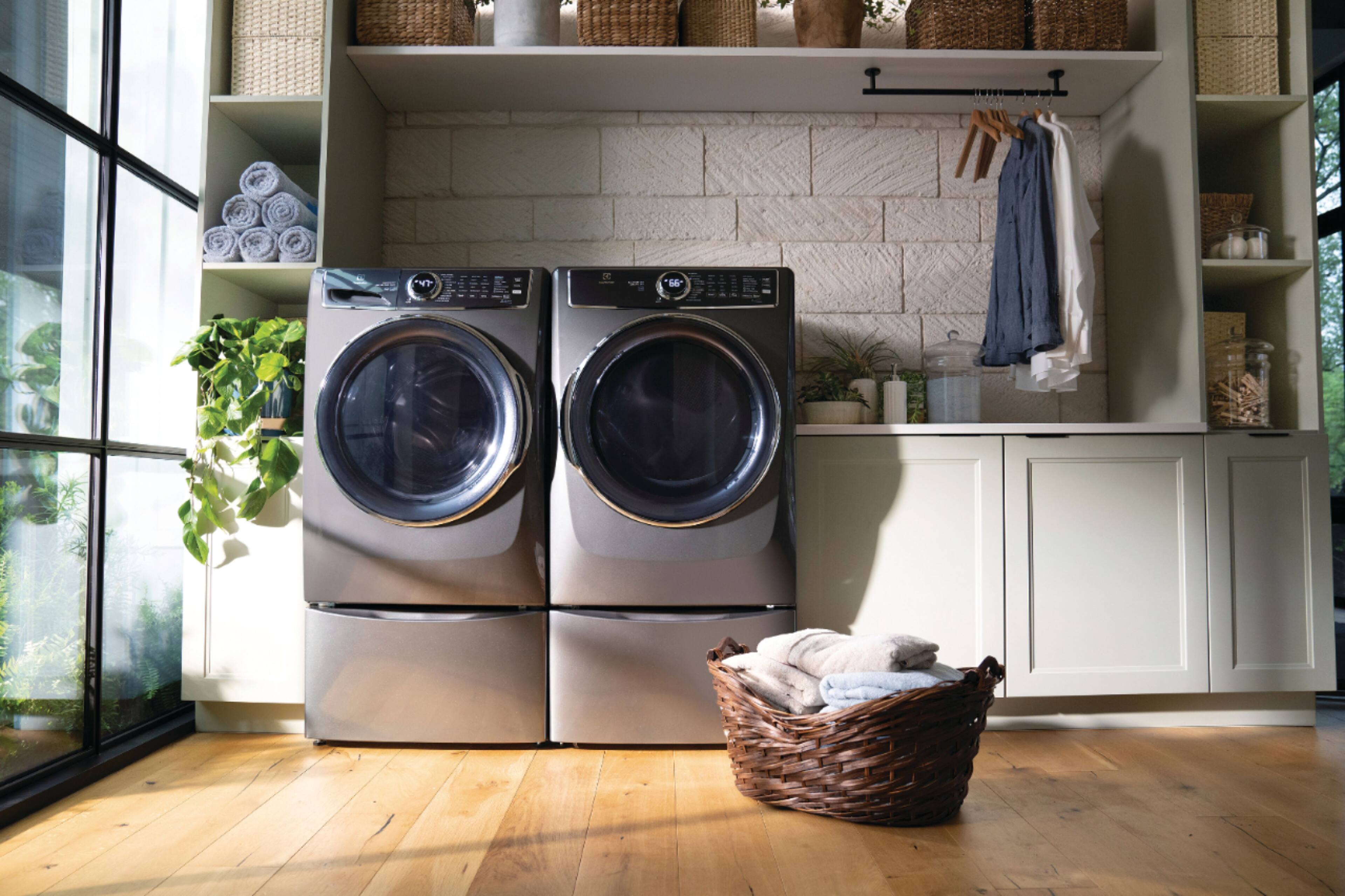 Alt View 17. Electrolux - 4.5 Cu.Ft. Stackable Front Load Washer with Steam and SmartBoost Wash System - Titanium.