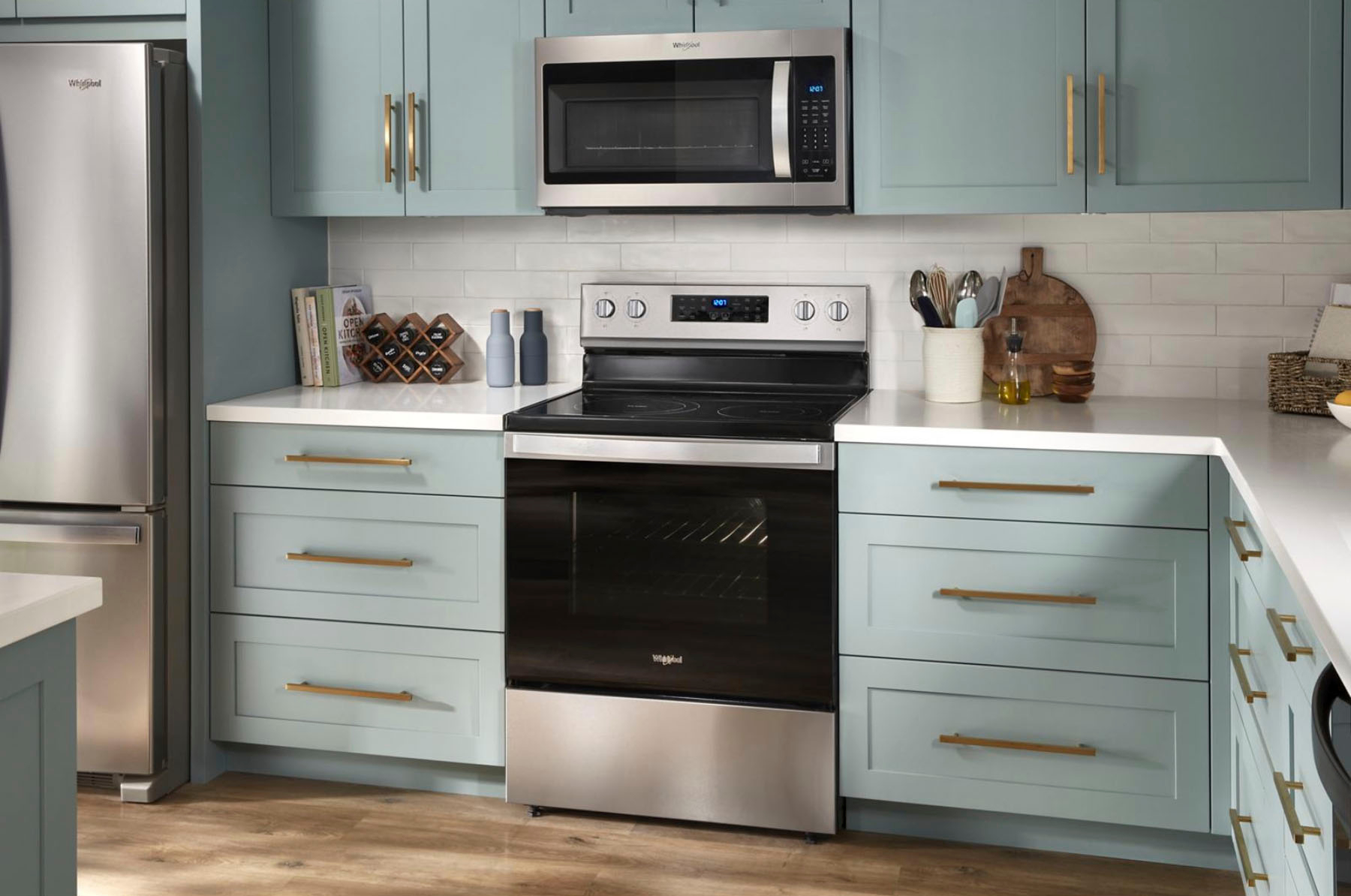 Whirlpool WFE550S0LZ 5.3 CuFt Freestanding 5-Burner Convection Electric  Range In Stainless Steel With Air Fry