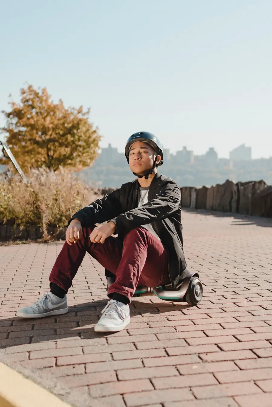 Alt View 19. Hover-1 - Ranger Electric Self-Balancing Scooter w/6 mi Max Range & 7 mph Max Speed- Premium Bluetooth Speaker - Gray.