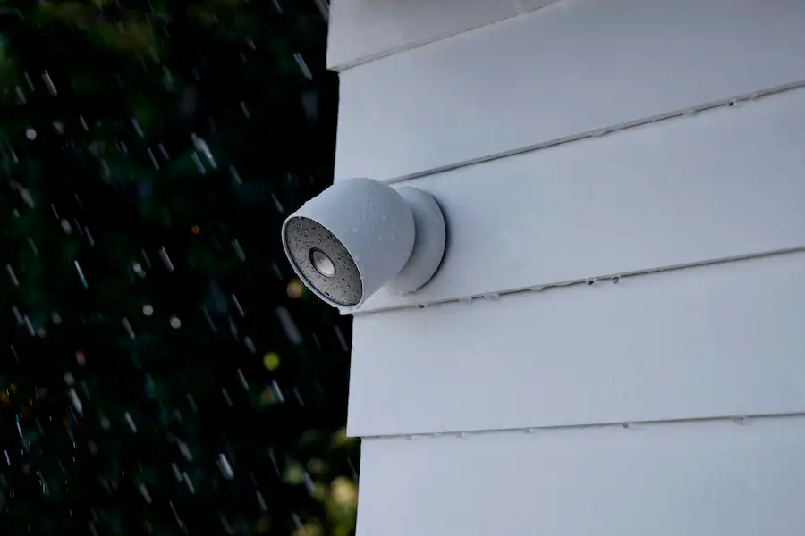 Google Nest Cam Indoor/Outdoor Wire Free Security Camera Snow GA01317 ...