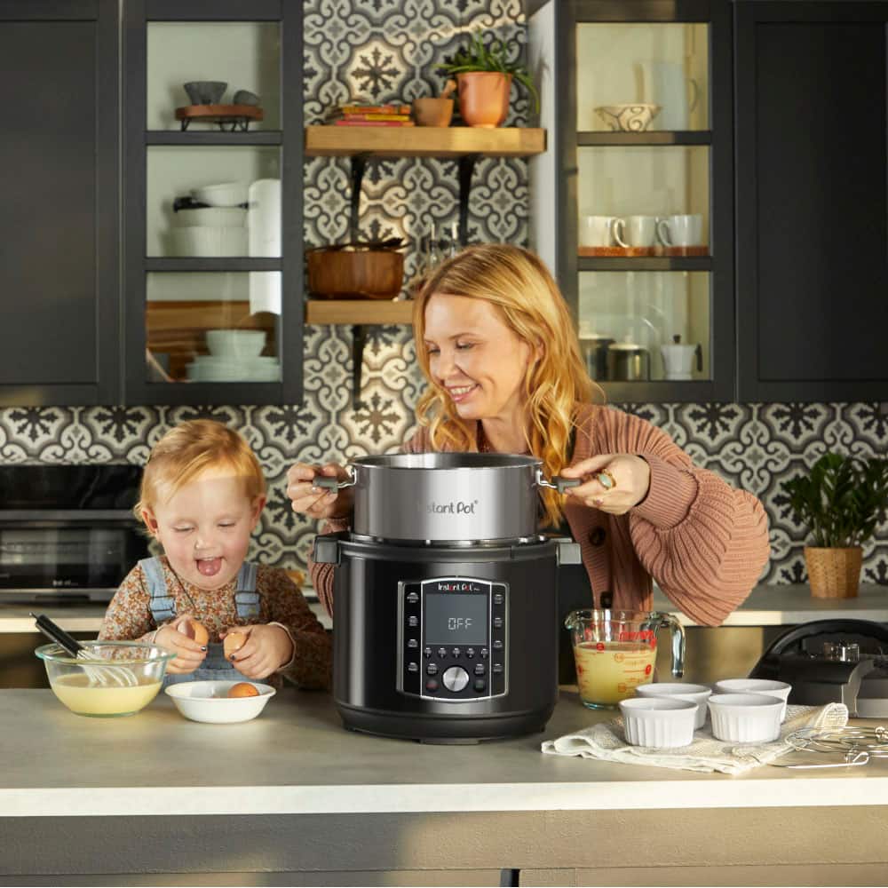 Alt View 14. Instant Pot - 8Qt Pro Electric Pressure Cooker - Black.