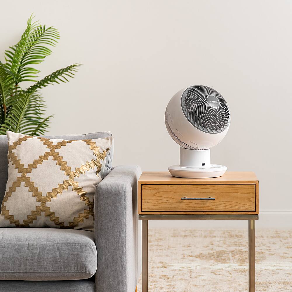 Left View: Woozoo - Personal Oscillating Air Circulator Fan with Remote - 10 Speed with Timer - Large Room 589 ft² - White