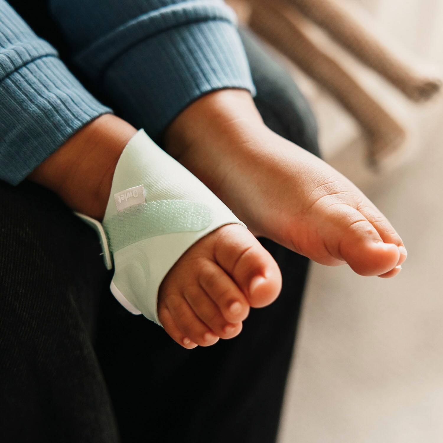 Customer Reviews Owlet Smart Sock Plus Mint BMPL1NNBBYH Best Buy