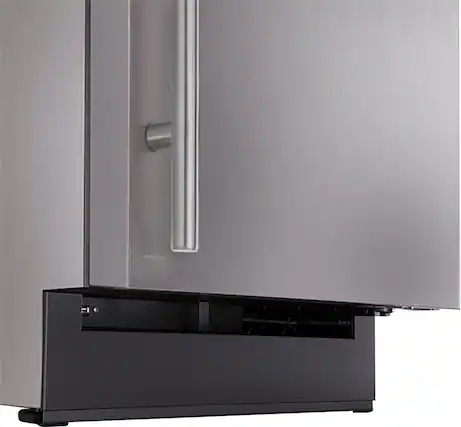 Front. U-Line - 18'' Adjustable Grille - Black.