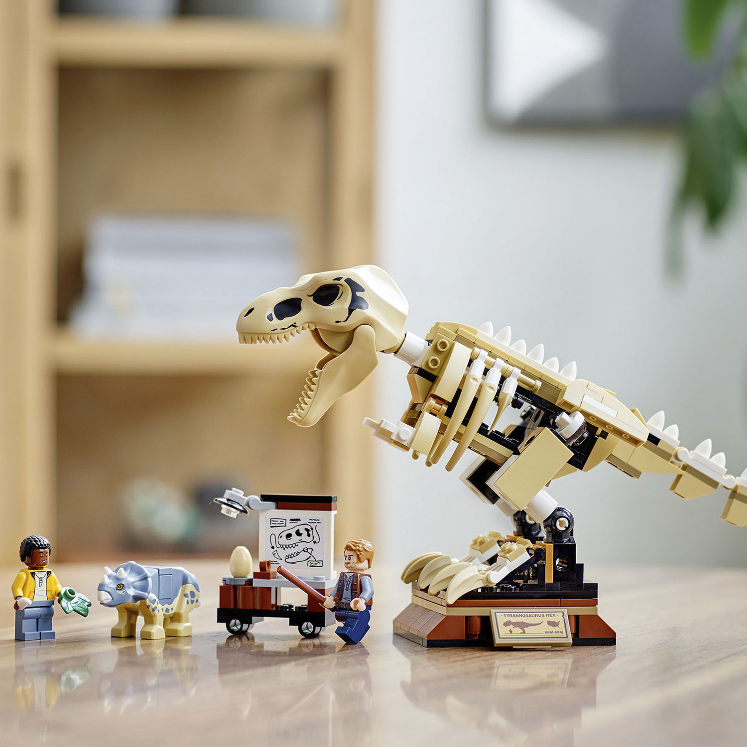 Left View: LEGO - Jurassic World T. rex Dinosaur Fossil Exhibition 76940