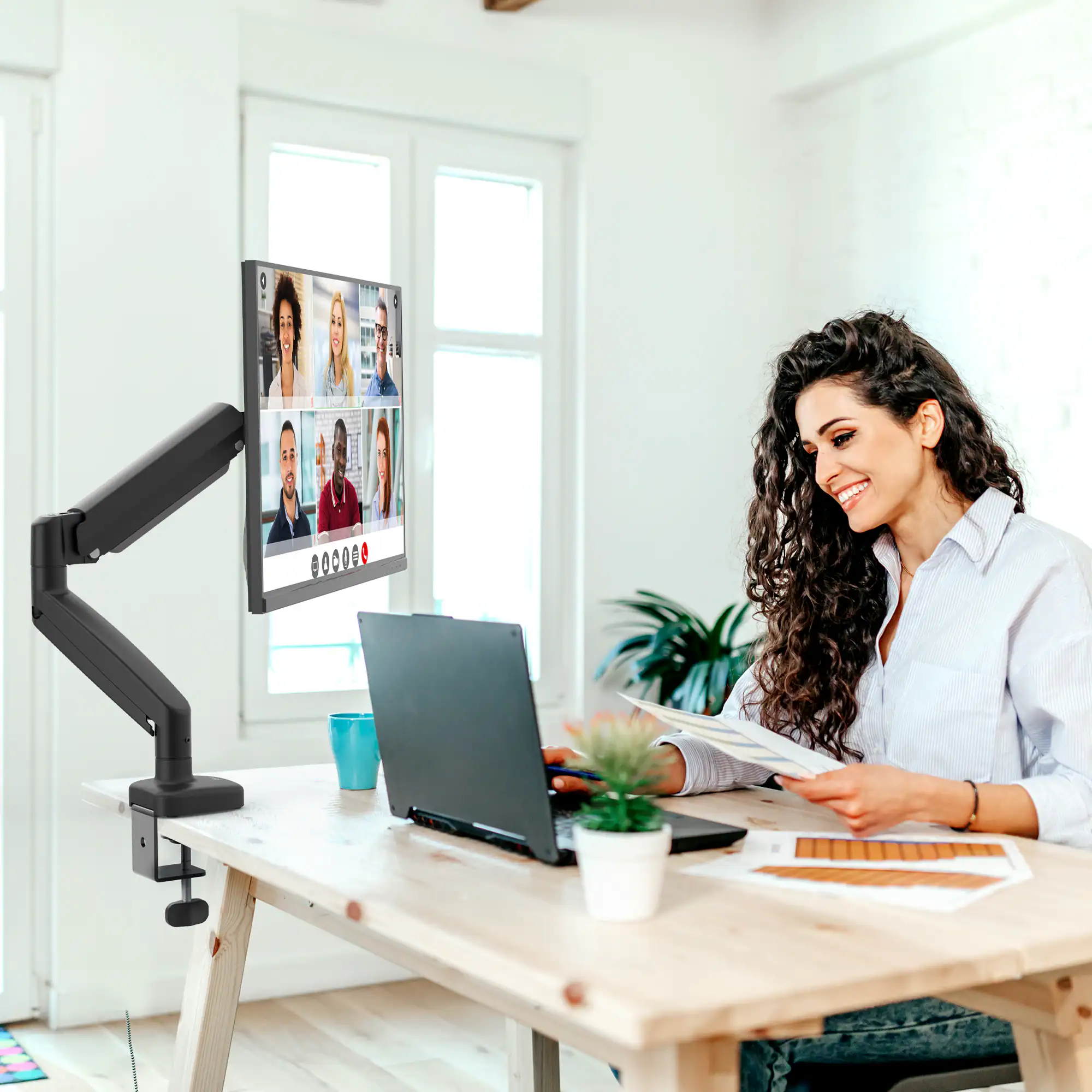 Alt View 4. j5create - Ergonomic Monitor Desk Mount for Most 17” -32”  Monitors - Black.