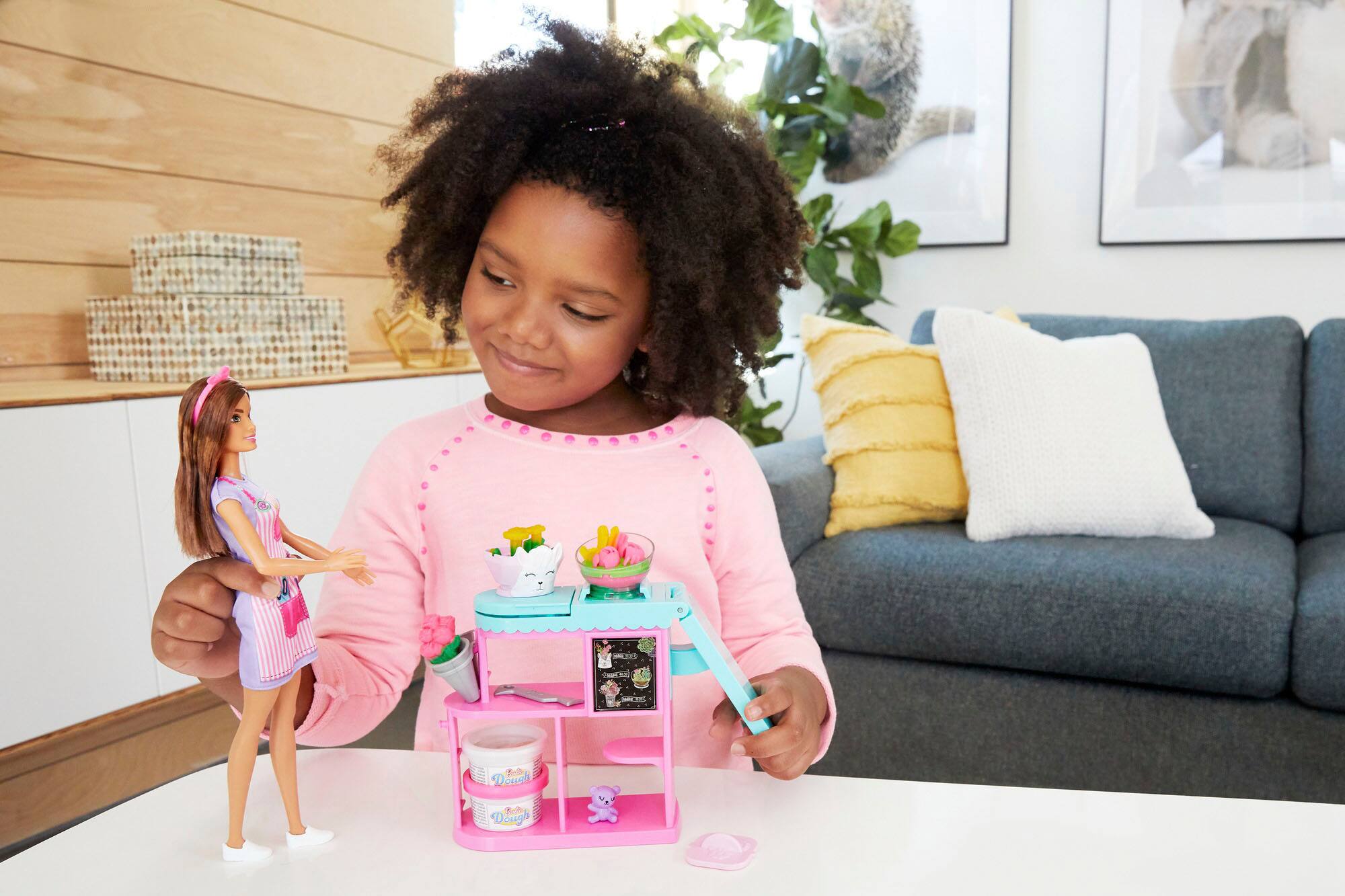 Alt View 11. Barbie - Florist Doll Playset - Brunette.