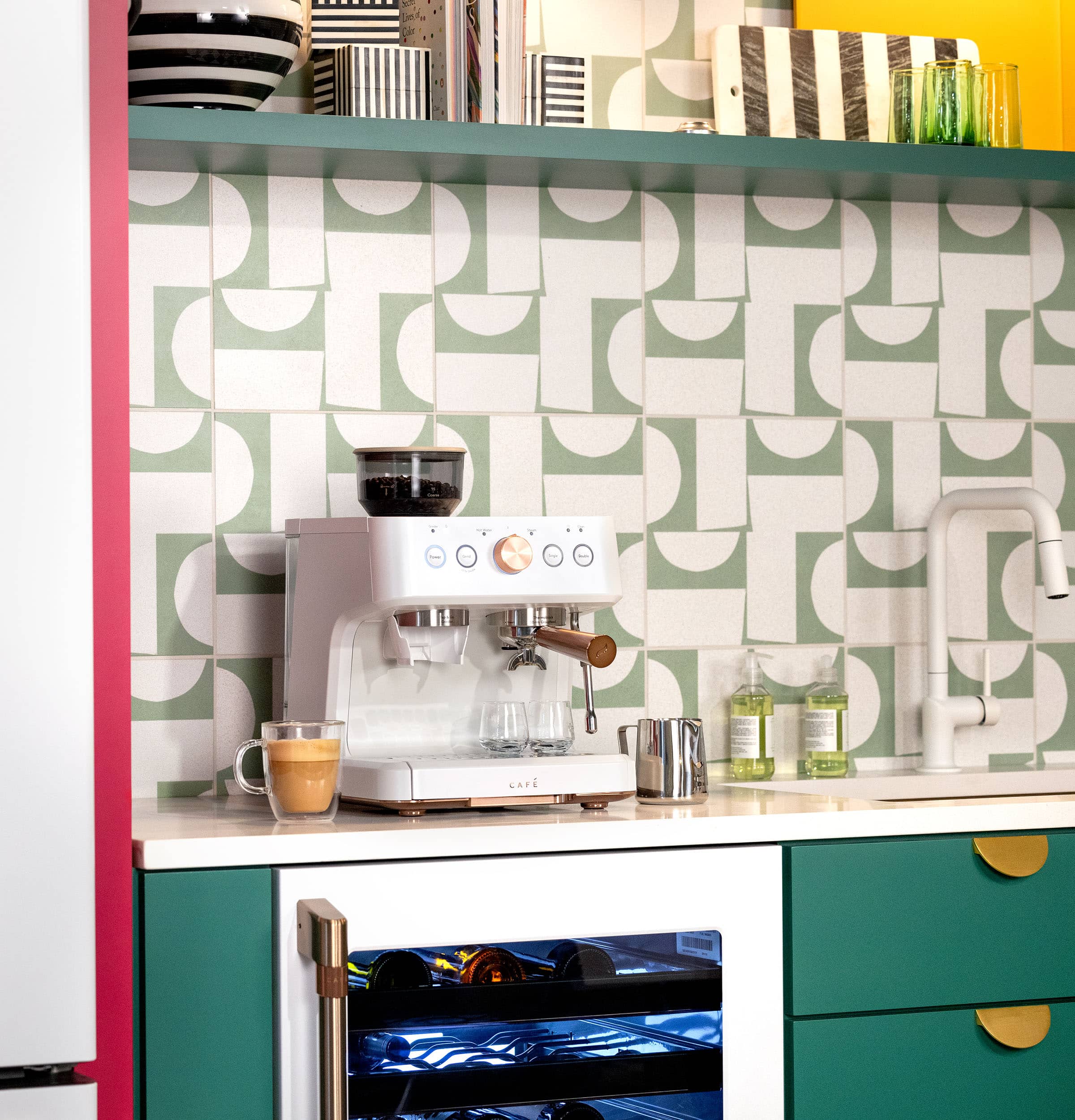 Alt View 14. Café - Bellissimo Semi-Automatic Espresso Machine with 15 bars of pressure, Milk Frother, and Built-In Wi-Fi - Matte White.