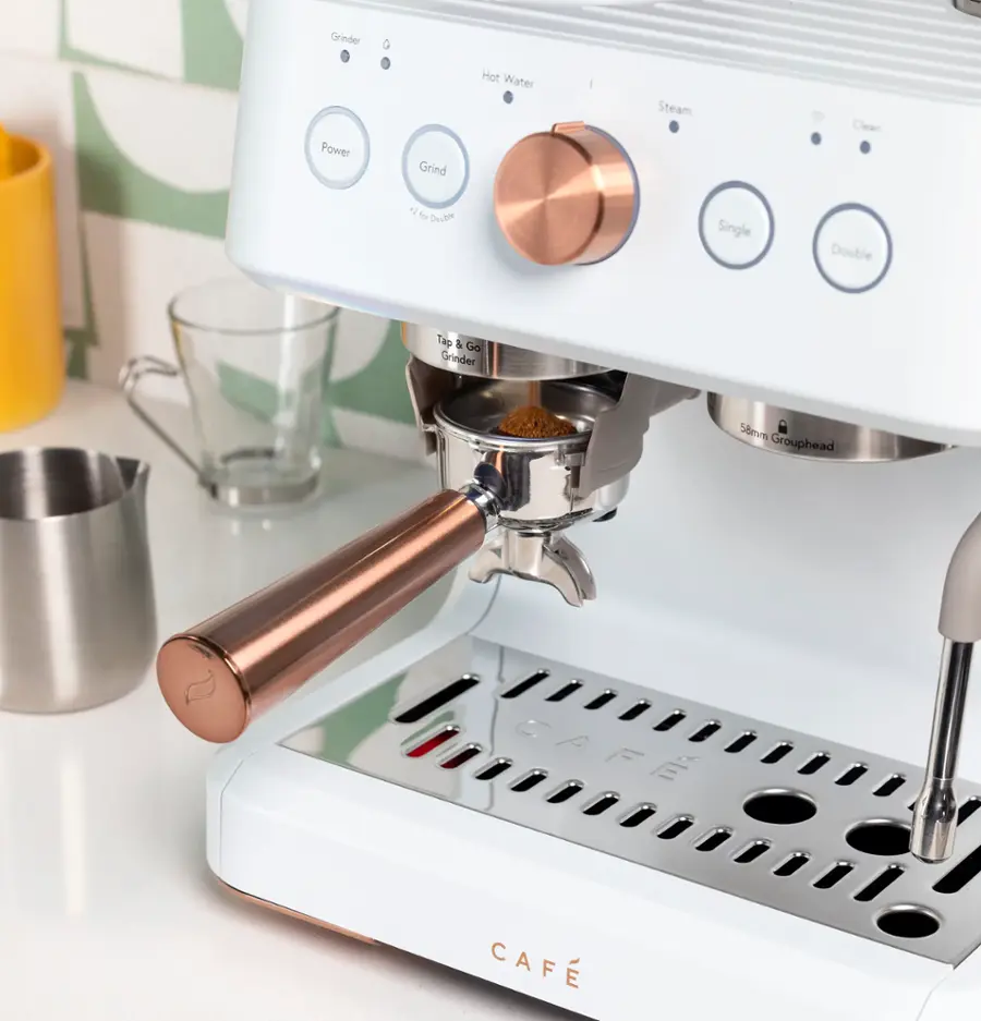 Alt View 18. Café - Bellissimo Semi-Automatic Espresso Machine with 15 bars of pressure, Milk Frother, and Built-In Wi-Fi - Matte White.