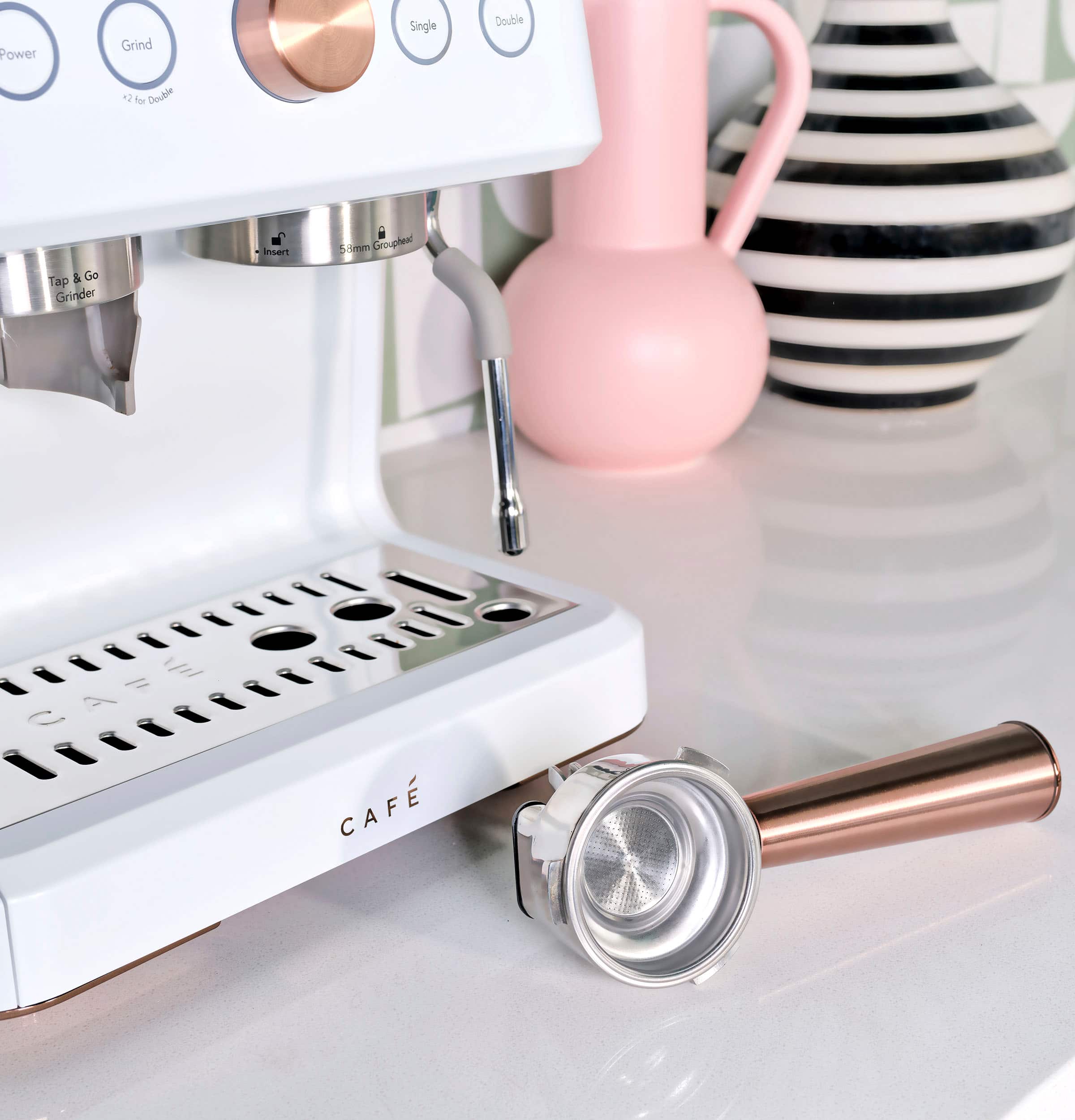 Alt View 28. Café - Bellissimo Semi-Automatic Espresso Machine with 15 bars of pressure, Milk Frother, and Built-In Wi-Fi - Matte White.