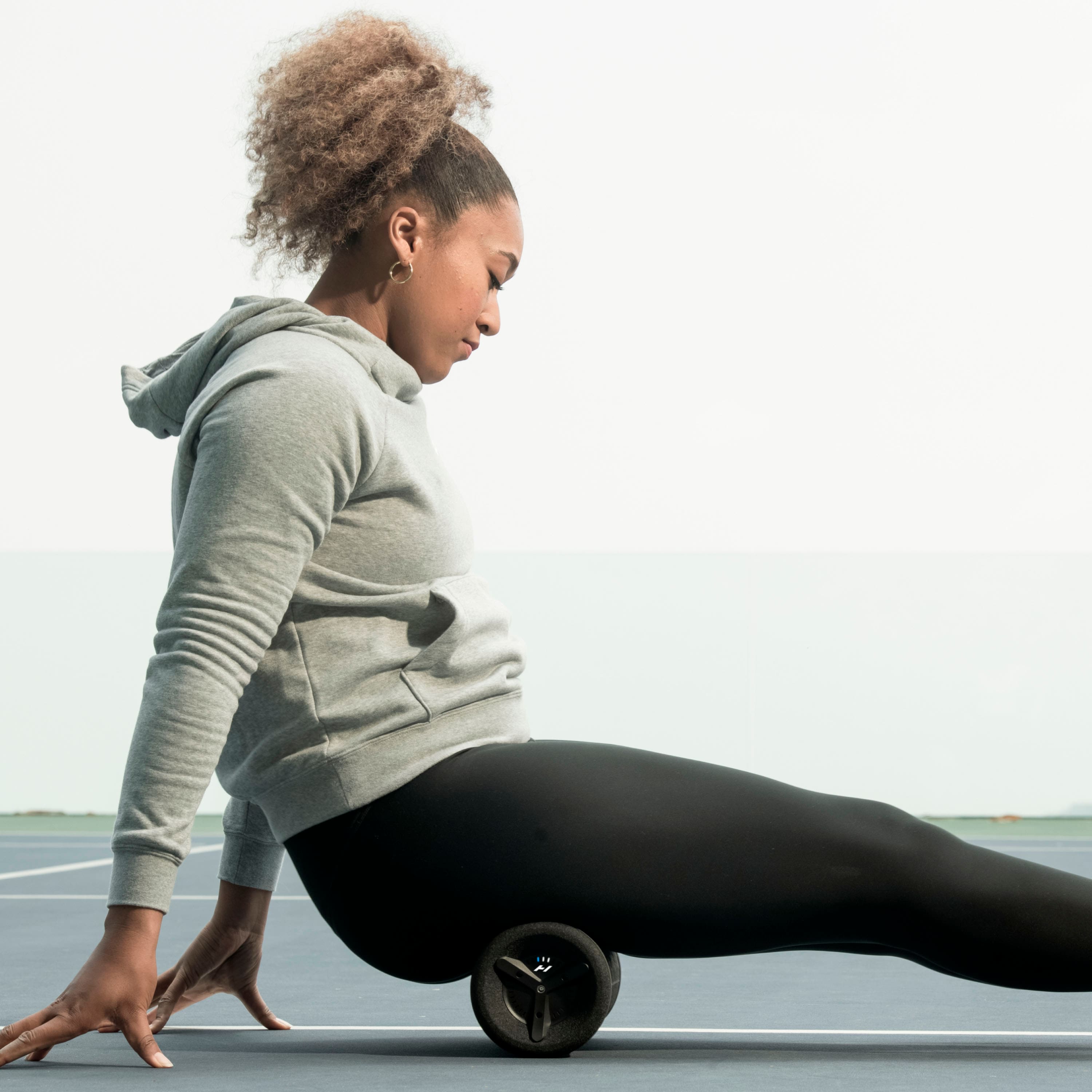 Alt View 26. Hyperice - Vyper 3 Vibrating Roller - Black.