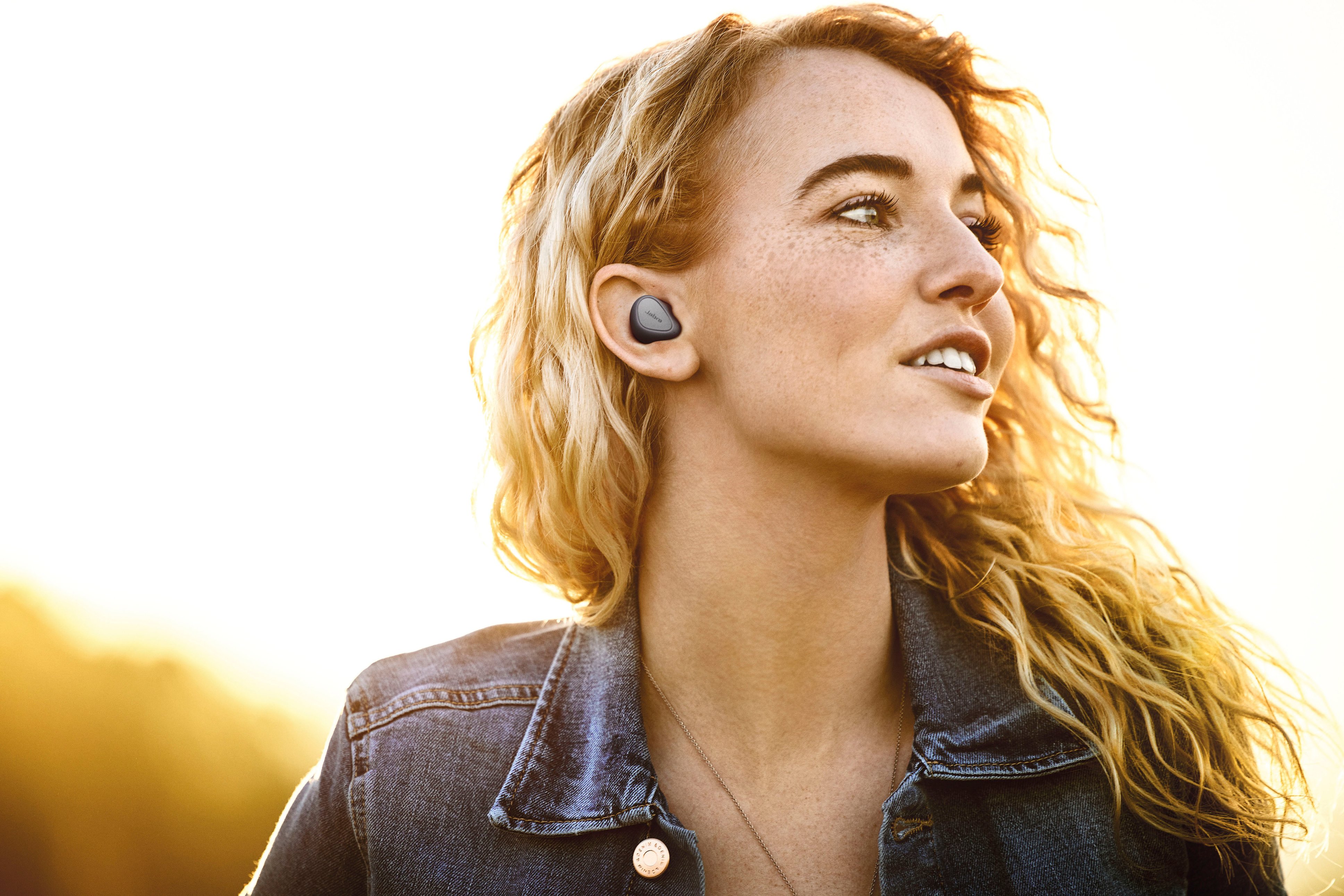 Anprobieren Best Buy: Jabra Elite 3 Wireless Navy In-Ear 100-91410001-02 True Headphones