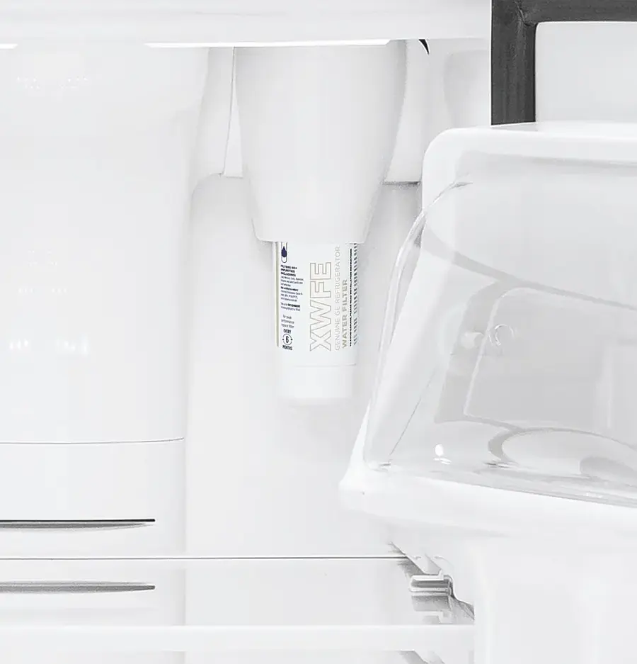 Alt View 31. GE - 23.0 Cu. Ft. Side-by-Side Refrigerator with External Ice & Water Dispenser - Stainless Steel.