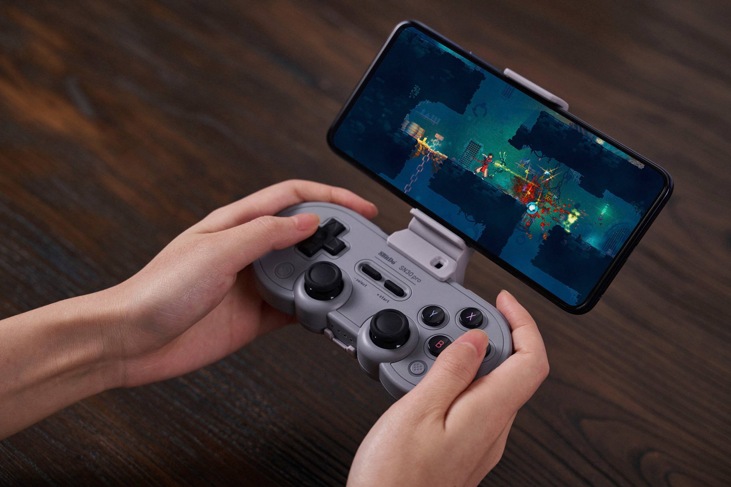 Alt View 17. 8BitDo - SN30 Pro Bluetooth Gamepad - Gray.