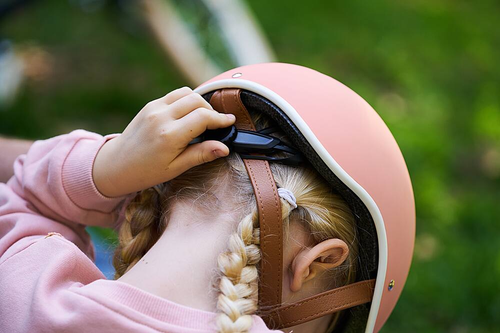 Alt View 24. Thousand - Jr. Kids Helmet - Power Pink.