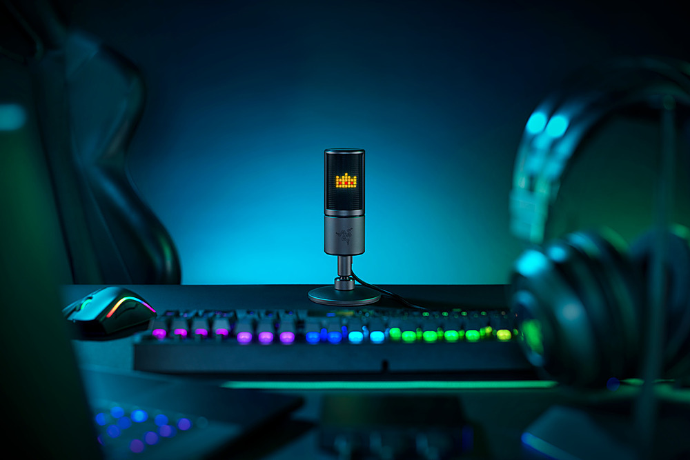 Zoom in on Alt View Zoom 20. Razer - Seiren wired Microphone with Emoticon Display.