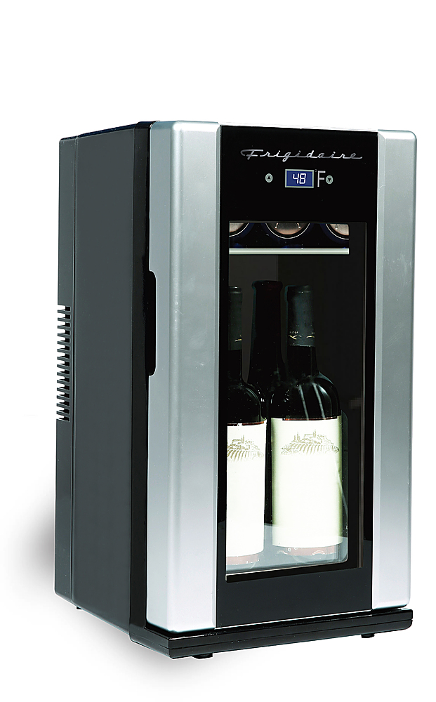 Angle View: Frigidaire Retro 4-Bottle Wine Cooler - 12L capacity - Silver