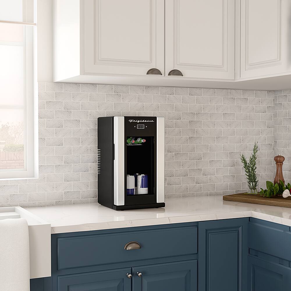 Left. Frigidaire - Retro 4-Bottle Wine Cooler - 12L capacity - Silver.