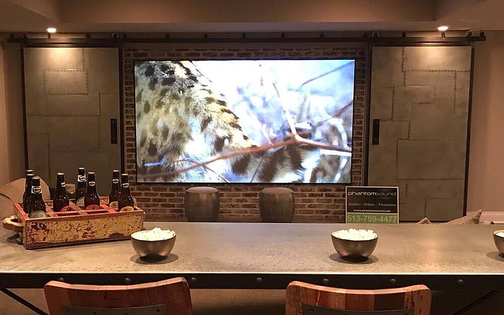 Angle. Screen Innovations - 120" Zero Edge Projector Screen ST .6 - Black/Dark Gray.