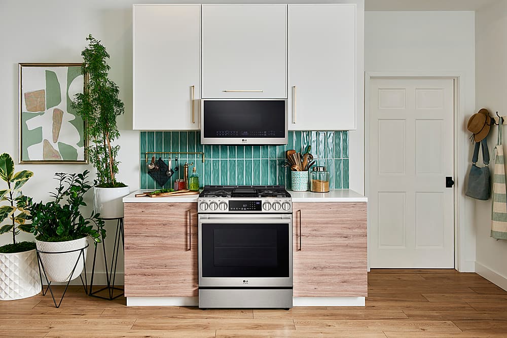 Alt View 25. LG - STUDIO 6.3 Cu. Ft. Slide-In Gas True Convection Range with EasyClean and Sous Vide - Stainless Steel.