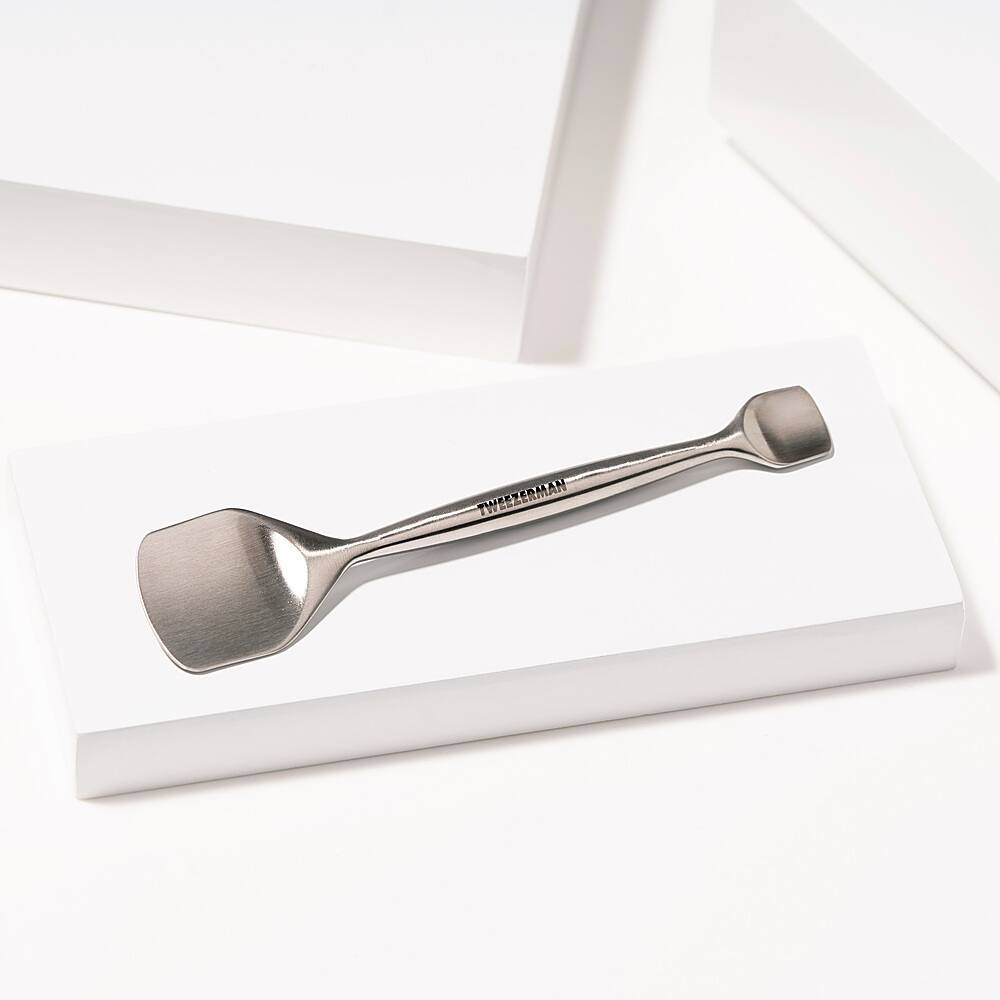 Back View: Tweezerman Facial Razor