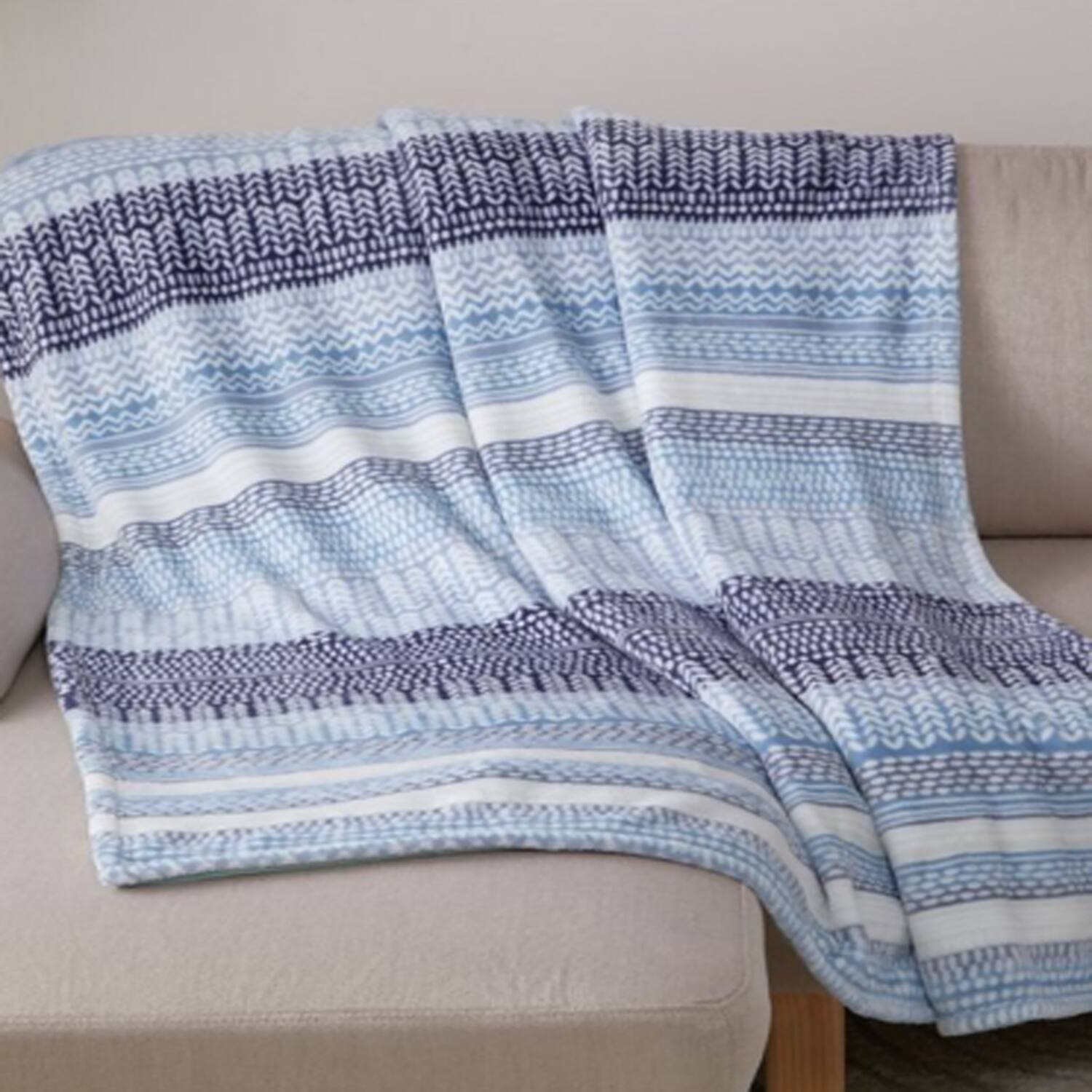 Back. Plazatex - Plazatex Anissa Micro Plush 100% Polyester Soft Lightweight Throw Blanket 50" x 60" Blue - Blue.