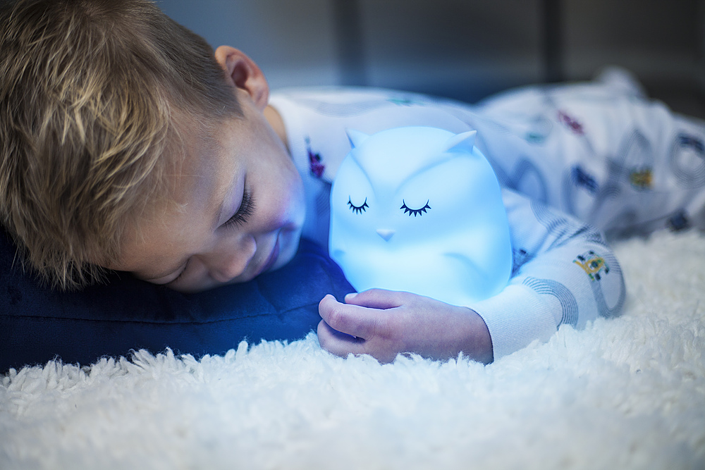 Left View: LumiPets - Kids' Night Light Owl Lamp with Remote - White