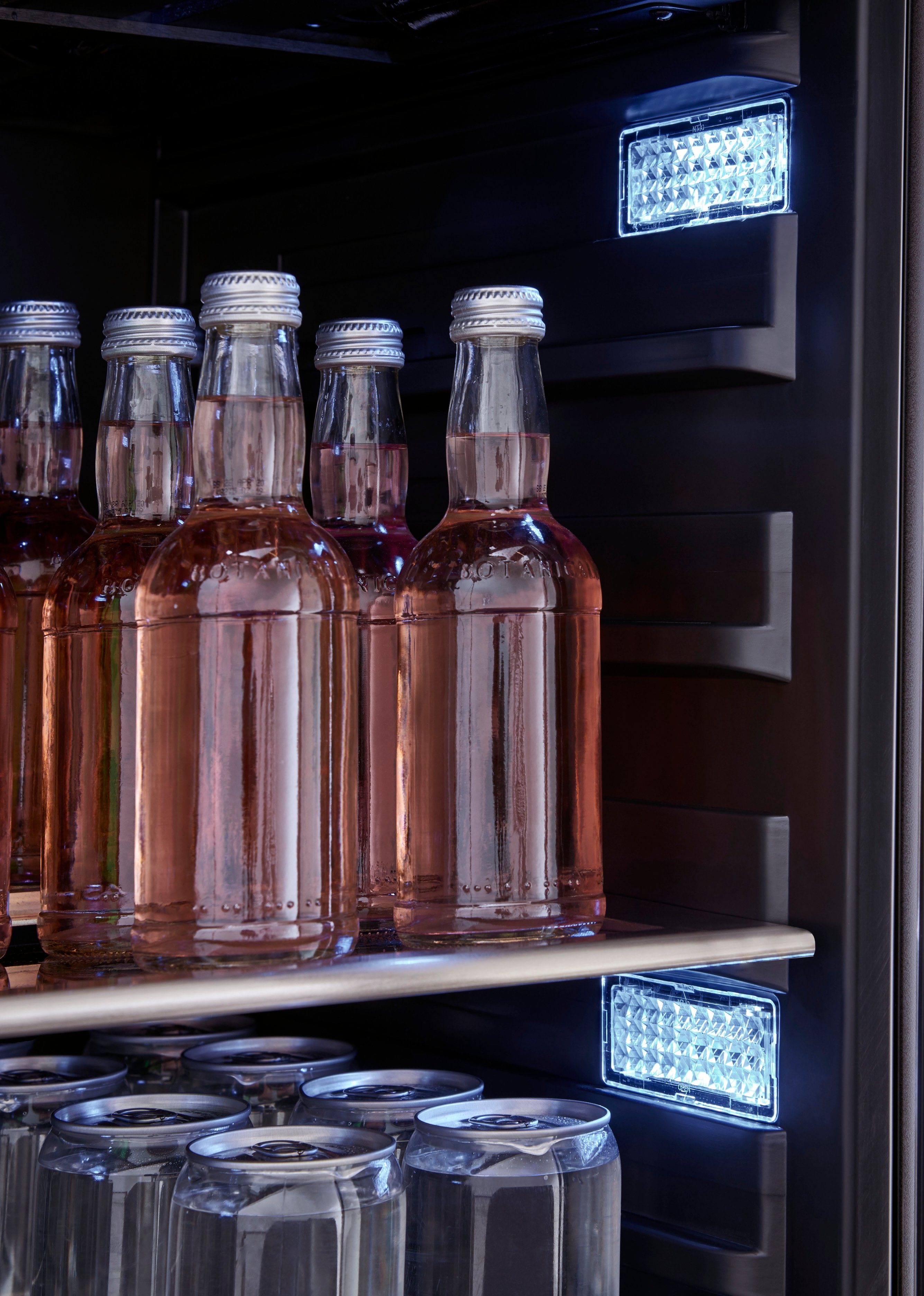 Alt View 20. Zephyr - Presrv 24 in. 7-Bottle and 112 Can ADA Single Zone Beverage Cooler - Silver.