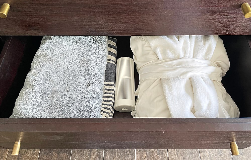 Alt View 14. Sunpentown - Renewable Mini Dehumidifier - White.