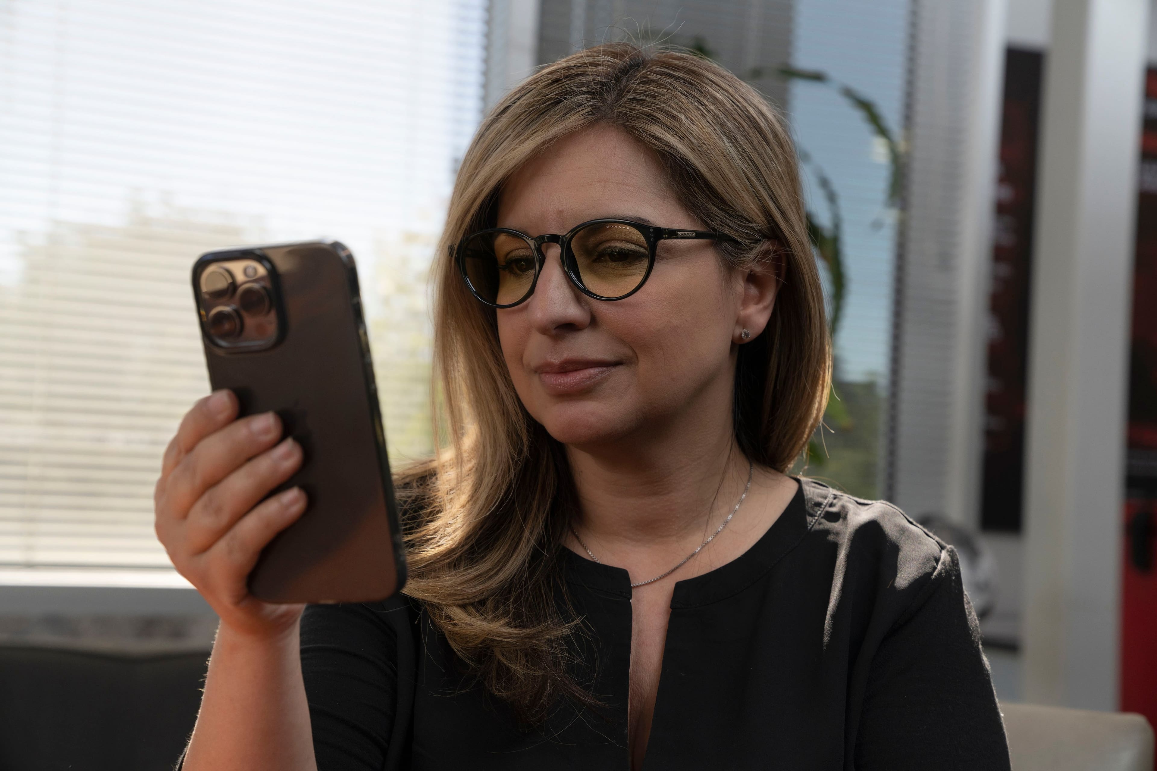 Alt View 17. GUNNAR - Blue Light Gaming & Computer Glasses - Berkeley - Onyx.