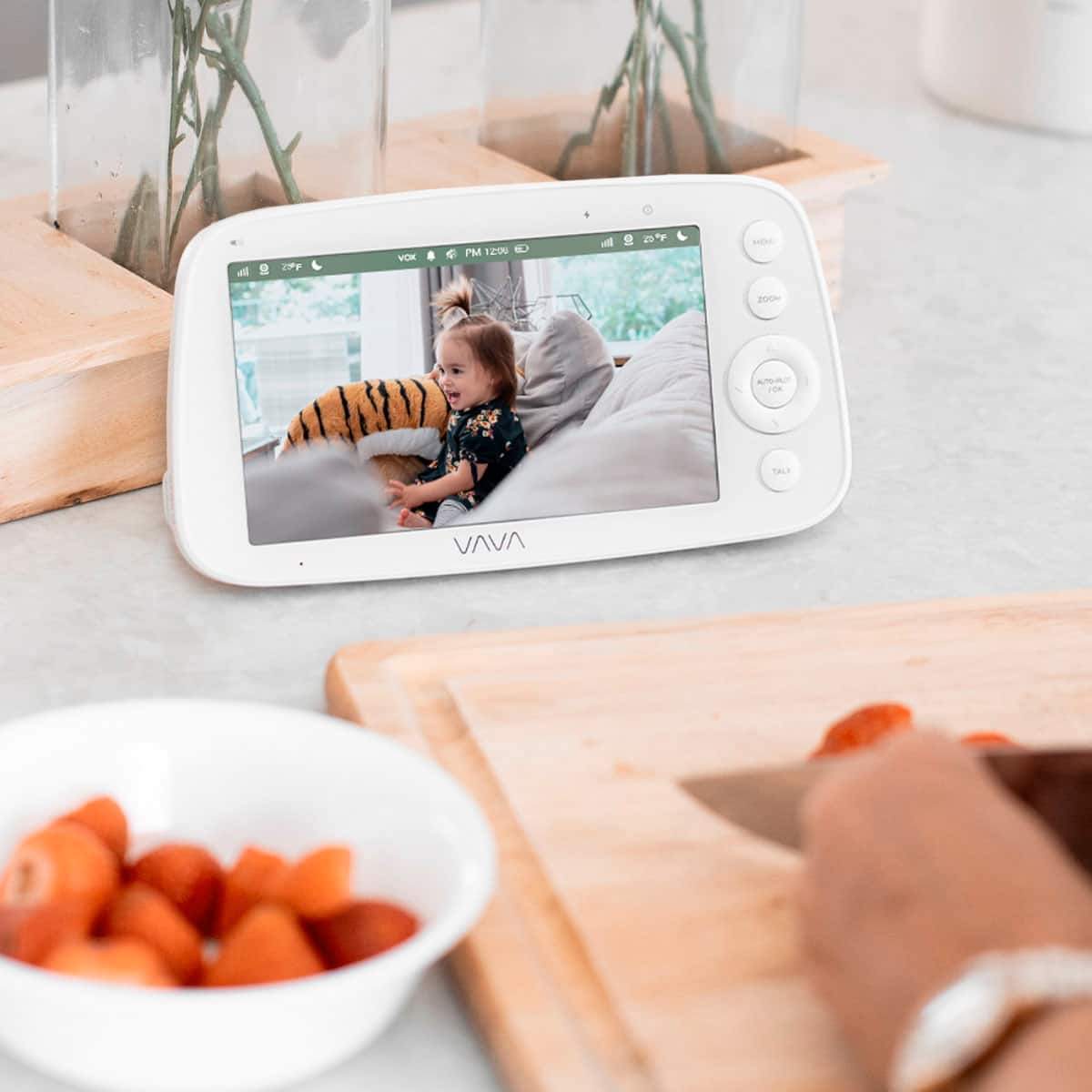 Alt View 17. VAVA - Baby Monitor 720P 5" HD Display - White.