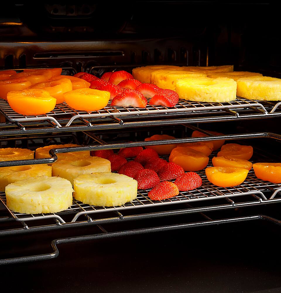 Alt View 19. Café - 30" Built-In Single Electric Convection Wall Oven with In-Oven Camera and Built-In Wi-Fi - Platinum Glass.