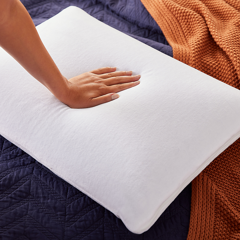 Sleep Innovations - Classic Gel Memory Foam Queen Pillow - White